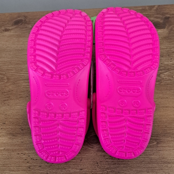 New! Crocs Classic Clogs Pink Crush Colour Size 10 Womens 8 Mens EU 41/42 Unisex - Picture 12 of 13